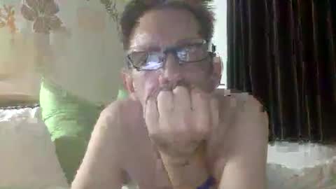 brital100 online show from November 30, 6:32 pm