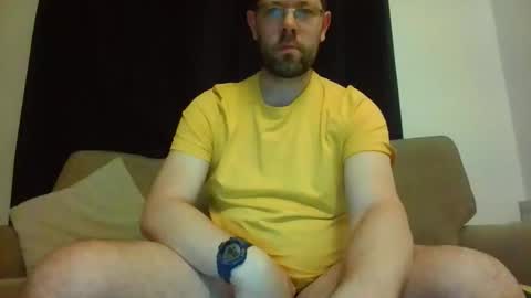 britguy6985 online show from April 11, 7:06 pm
