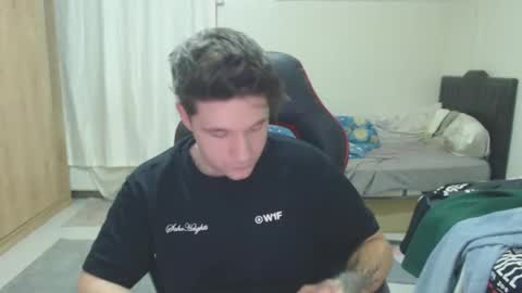 brownhaiir online show from January 28, 7:42 pm