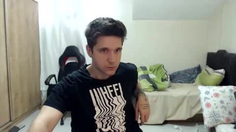 brownhaiir online show from September 17, 1:34 pm