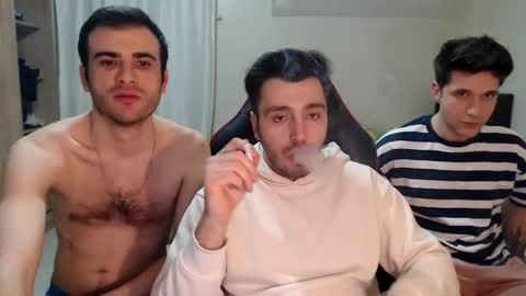 brownhaiir online show from March 6, 8:37 pm