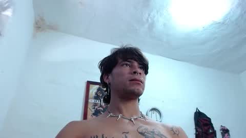 brucewayne1_ online show from October 13, 5:30 pm