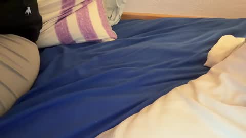 Brujo 4 online show from December 14, 3:47 pm