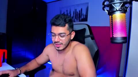 Bruno online show from December 17, 2:11 pm