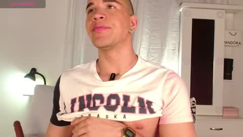 Bruno online show from November 18, 1:31 am