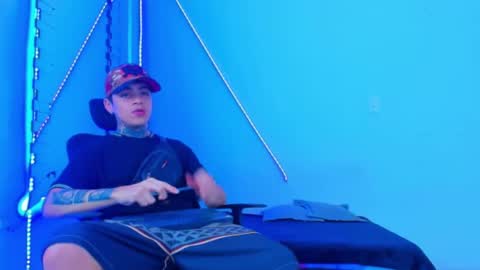 Bruno wild online show from October 22, 6:39 am