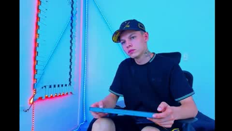 Bruno wild online show from September 21, 12:38 pm