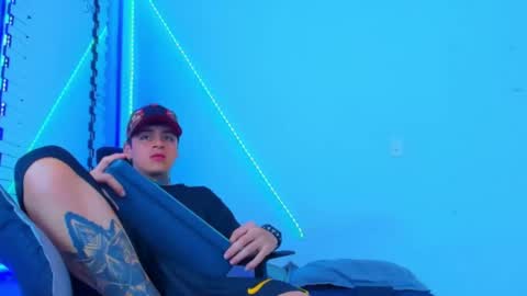 Bruno wild online show from October 15, 4:20 am