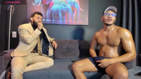 Andres Suarez online show from March 3, 2:11 am