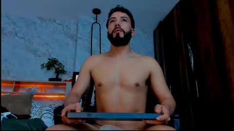 Andres Suarez online show from March 9, 5:06 pm