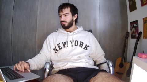 Snapshot of brunobaibe chatting on January 12, 5:22 pm brunobaibe online show from January 12, 5:22 pm