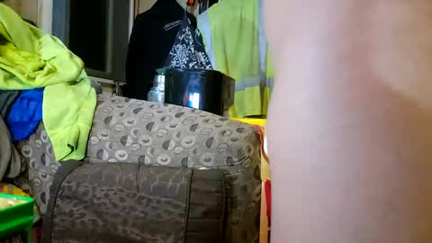 Steve... aka SkinnieDippin aka TimberTramp online show from December 31, 11:09 am