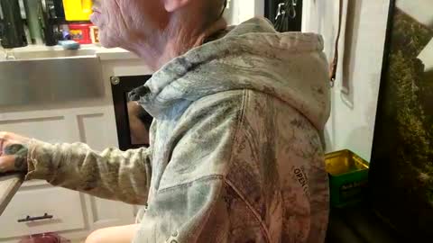 Steve... aka SkinnieDippin aka TimberTramp online show from March 8, 11:22 am