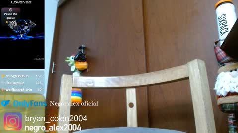 Snapshot of bryan_colen chatting on October 19, 3:26 pm Enjoy the best muscle straws   online show from October 19, 3:26 pm