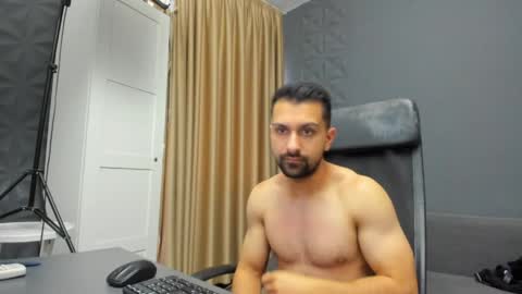 BryceReign online show from April 2, 1:41 pm