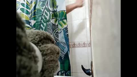 HazelEyedStud1999 online show from March 3, 1:37 pm