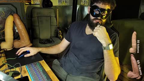 Snapshot of btarkhun chatting on January 5, 4:38 pm Anal Orgasm online show from January 5, 4:38 pm