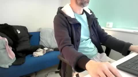 Snapshot of bubblebumdave chatting on January 3, 3:12 pm Bubblebum online show from January 3, 3:12 pm