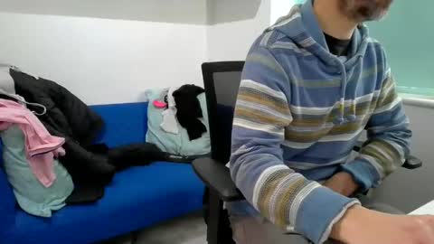 Snapshot of bubblebumdave chatting on January 7, 12:16 pm Bubblebum online show from January 7, 12:16 pm