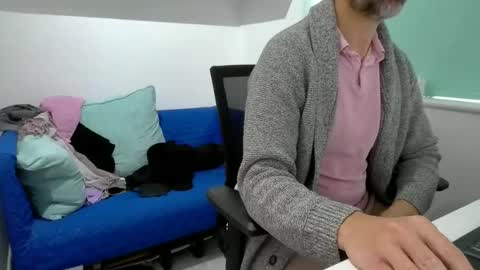 Snapshot of bubblebumdave chatting on October 1, 9:46 am Bubblebum online show from October 1, 9:46 am