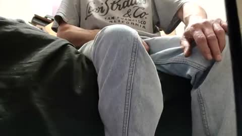 bubby_sexy online show from June 24, 4:37 am