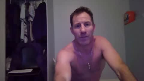 bucketscratch online show from October 13, 5:30 pm