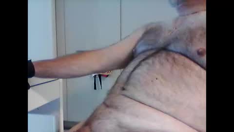 budapestgrandpa online show from October 26, 7:43 am