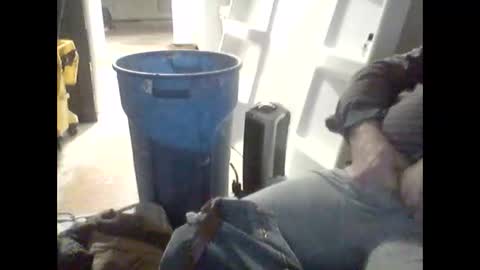 Snapshot of buddyluvzumore chatting on January 21, 2:11 am buddyluvzumore online show from January 21, 2:11 am