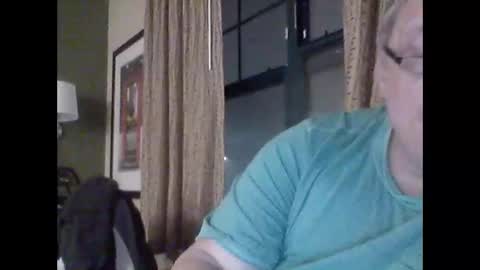 Snapshot of buddyluvzumore chatting on February 3, 2:25 am buddyluvzumore online show from February 3, 2:25 am