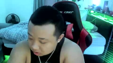 buffsexyman24 online show from March 6, 1:37 am