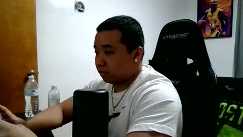 buffsexyman24 online show from March 13, 11:55 pm