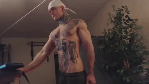 Dmitriy  online show from February 22, 8:37 pm