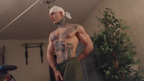 Dmitriy  online show from February 10, 11:45 pm