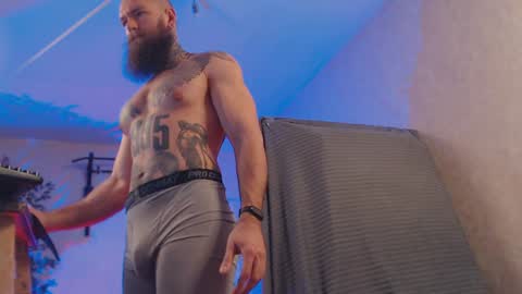 Dmitriy  online show from December 18, 5:37 am