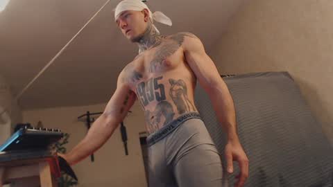 Dmitriy  online show from February 4, 8:49 pm