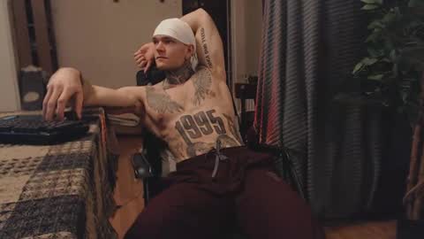 Dmitriy  online show from March 3, 7:01 pm