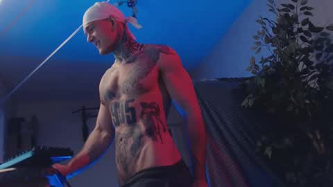 Dmitriy  online show from February 19, 9:14 pm