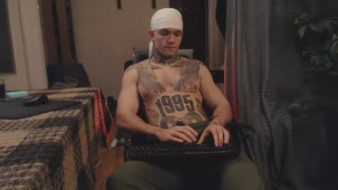 Dmitriy  online show from February 14, 10:15 pm