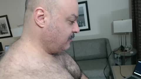 BullMuscleJoe online show from November 3, 1:32 am