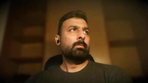 Hairy Arabian online show from October 1, 3:32 am