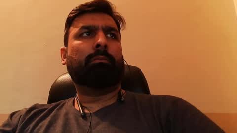 Hairy Arabian online show from January 20, 5:16 pm