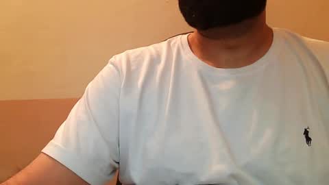 Hairy Arabian online show from December 25, 5:58 pm