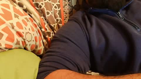 Hairy Arabian online show from December 30, 4:40 pm