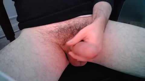 Snapshot of busyguybg chatting on December 16, 11:18 pm busyguybg online show from December 16, 11:18 pm