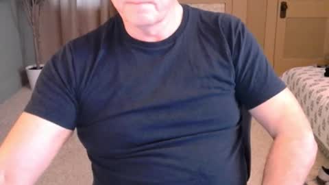 Snapshot of buttnakedfun954737 chatting on January 20, 1:32 pm Miles online show from January 20, 1:32 pm