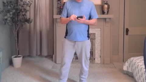 Snapshot of buttnakedfun954737 chatting on January 16, 6:48 pm Miles online show from January 16, 6:48 pm