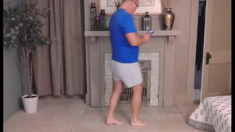 Snapshot of buttnakedfun954737 chatting on February 8, 9:36 pm Miles online show from February 8, 9:36 pm