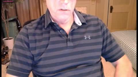 Snapshot of buttnakedfun954737 chatting on November 1, 12:09 pm Miles online show from November 1, 12:09 pm