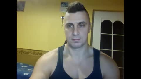 bzykacz1988 online show from December 7, 11:23 pm