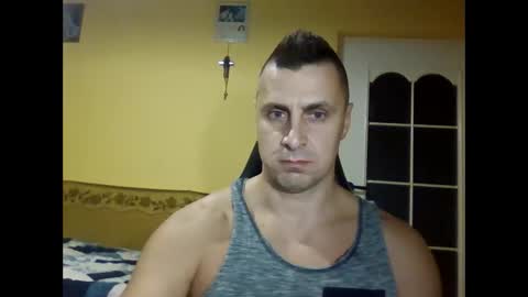 bzykacz1988 online show from October 2, 10:14 pm